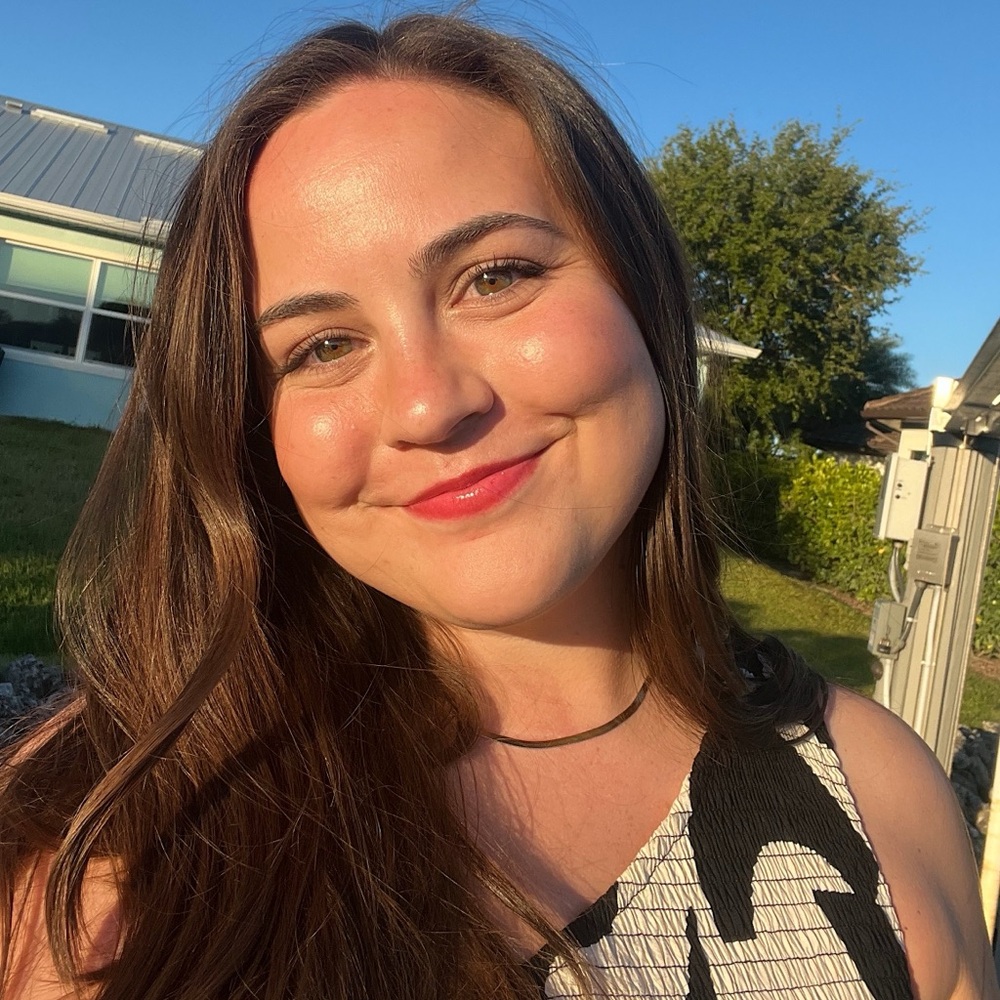 Meet your Posher, Aliya